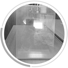 国产料，部分是回收合成料，易褪色，透明度混浊，1-2年就发黄